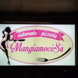 Mangiamocisu À l'intérieur