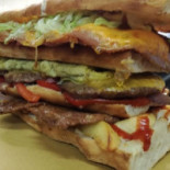 Ernest's Comida