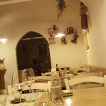 Pastis Petit À l'intérieur