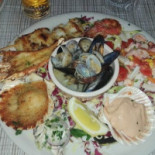 L'oste In Piazza Comida