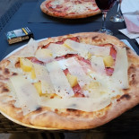 Pizzeria Pace food