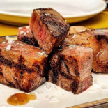 Manzo Co. Comida