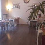 Trattoria Mezzanotte Dentro