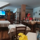 La Contrada food