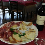 La Contrada food