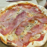 I Morti Di Fame food
