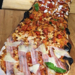 Leo Pizza Nourriture