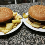 Oxygen Pub food