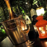 Paradise Garden Wine Nourriture