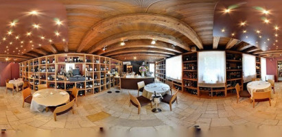 Enoteca Eccellentissimo inside