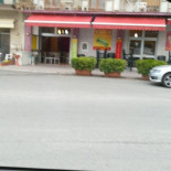 Moris Pizza E Panuozzo Exterior