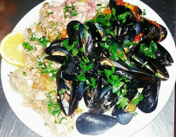 Il Cacciatore Comida