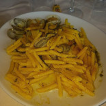 Pizzeria Maya food