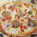 Servii E Riverii Pizzeria Nourriture