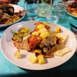 Pizzeria Trattoria Galluras food