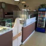Leo Pizza food