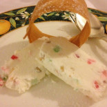 Gusmano Nourriture