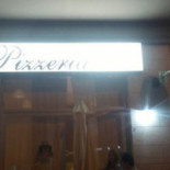 Pizzeria Ricomincio Da Tre food