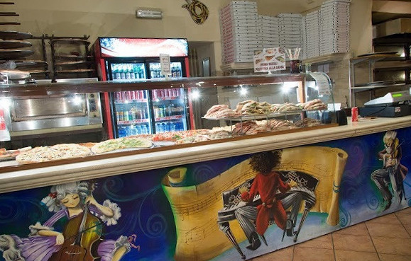 Dima's Pizza Comida