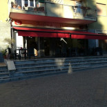 Fantasia Di Pizza inside