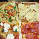 Pizzeria La Cicala Di Antonio Falivena food