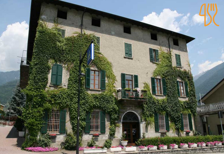 San Carlo Comida