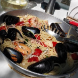La Grotta food