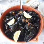 La Grotta food