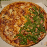 Rostipizza food