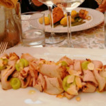 Sotto Il Campanile food