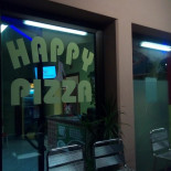 Happy Pizza Dentro
