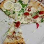 Pizzeria N'da Pullecenella food