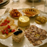 Qui Rido Io Comida