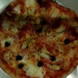 Pizzeria Tropical Due Comida