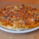 Pizza In 2 Comida