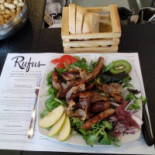 Rufus Rhythm Burger Nourriture