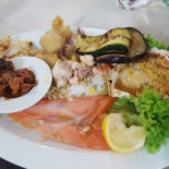 La Cornacchia E Il Mosto food