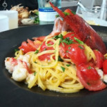 La Cornacchia E Il Mosto food