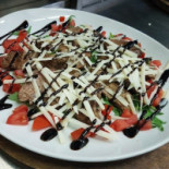 Gusto West Dentro