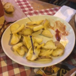 Gusto West Dentro