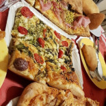 U Catoju food