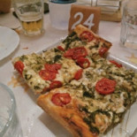 U Catoju food