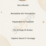 Pane E Salame À l'intérieur