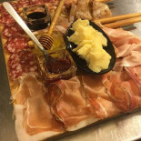 Enoteca Divino food