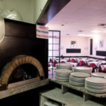 Pizzeria Triangolo À l'intérieur