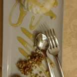 Re Di Fiandra food