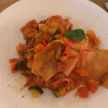 Villa Cecilia Comida