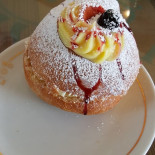 Helios Cafe' Dentro