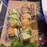 Sakura Nourriture