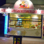 Pizzalandia outside
